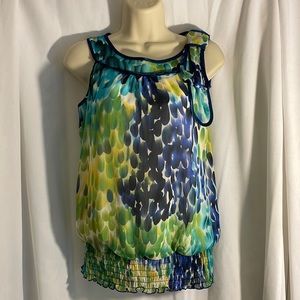 NWT - Blue, Green, White + Yellow Sleeveless Blouse, Size Medium, IZ Byer Cali.